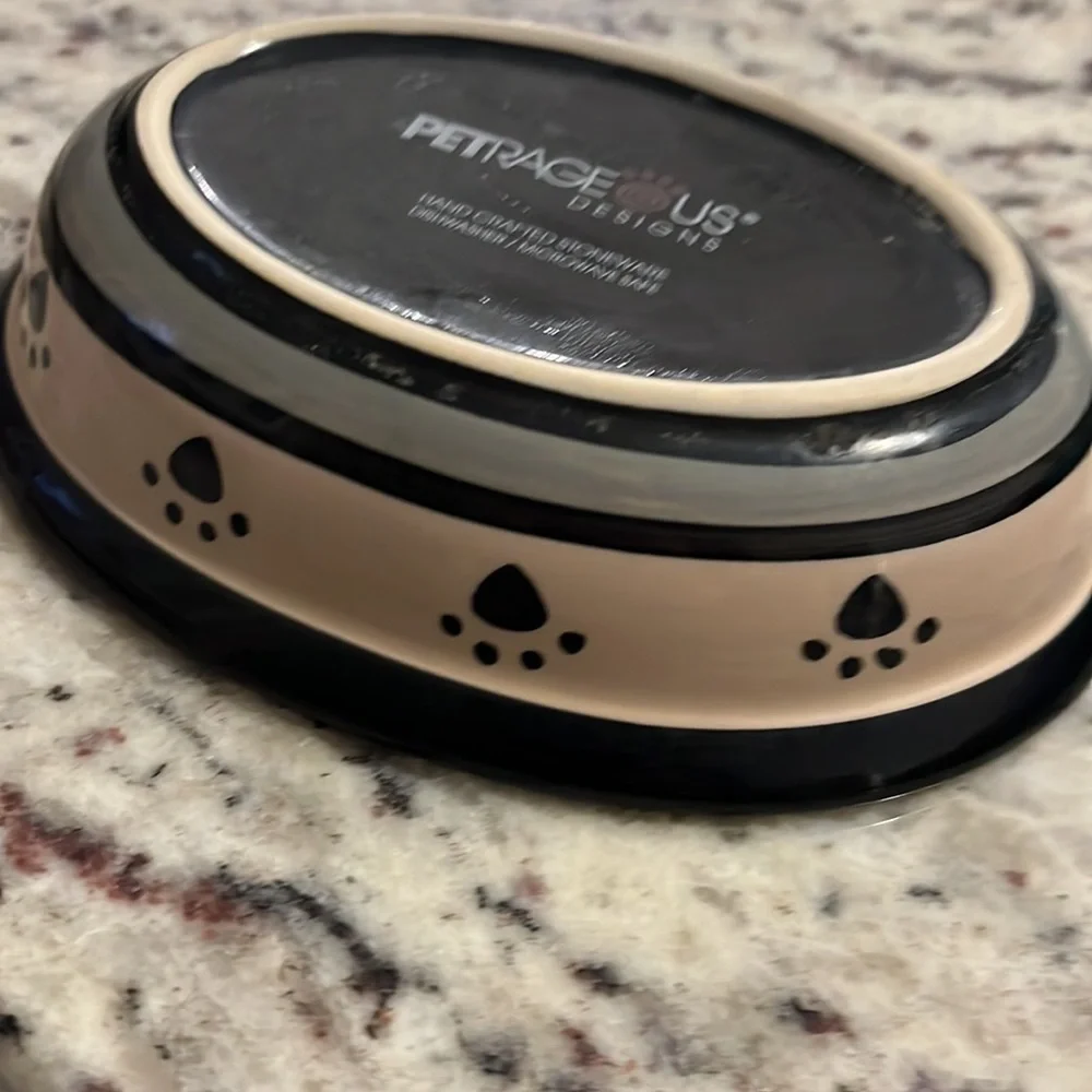 Pet cat bowl